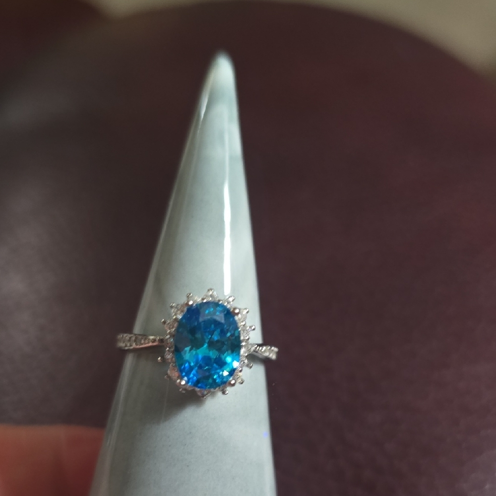 New With Bag Ryze Sterling Silver Ring. Size 6.
